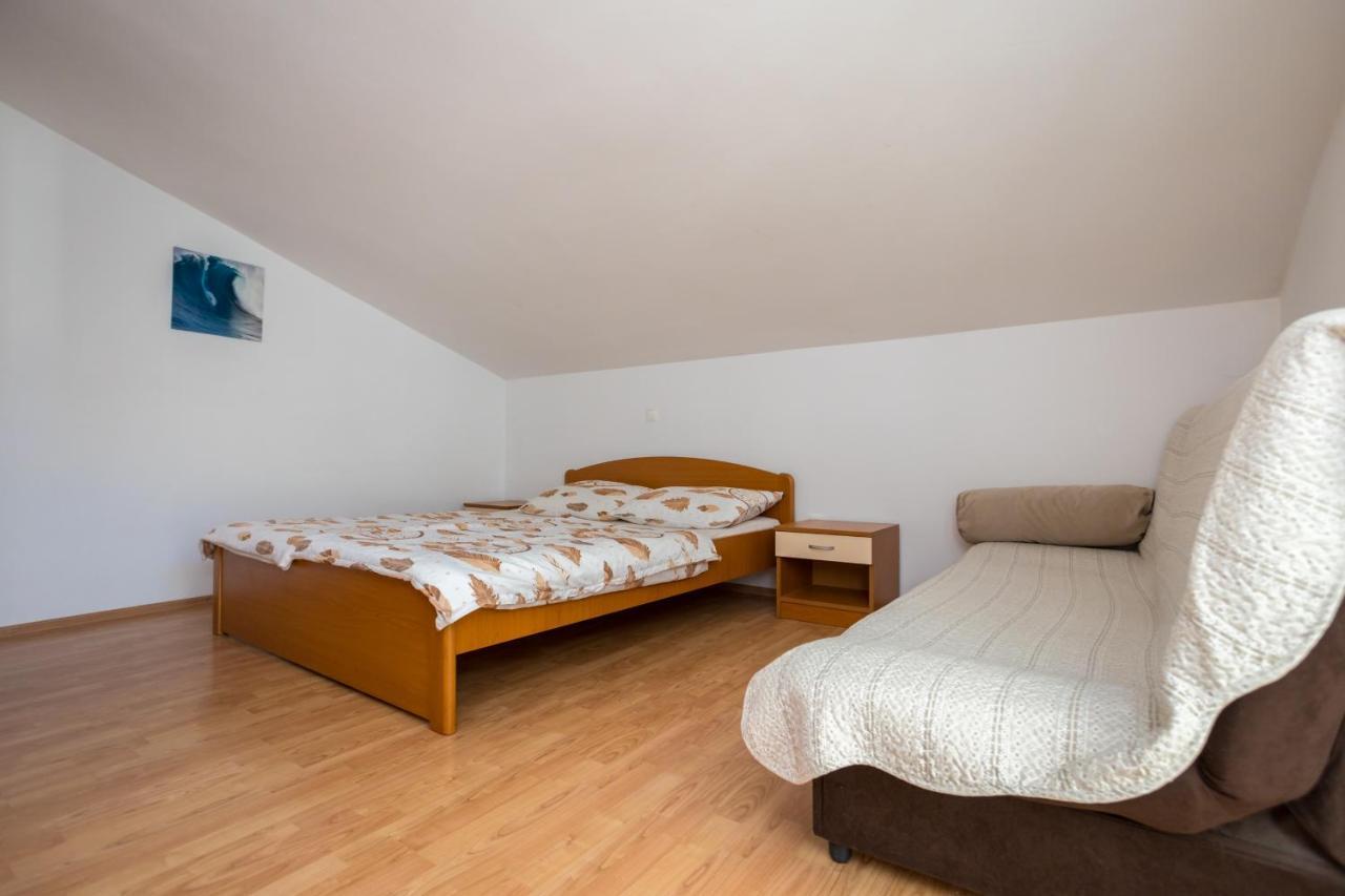 Apartmani Sandra Malinska Sveti Vid-Miholjice Εξωτερικό φωτογραφία