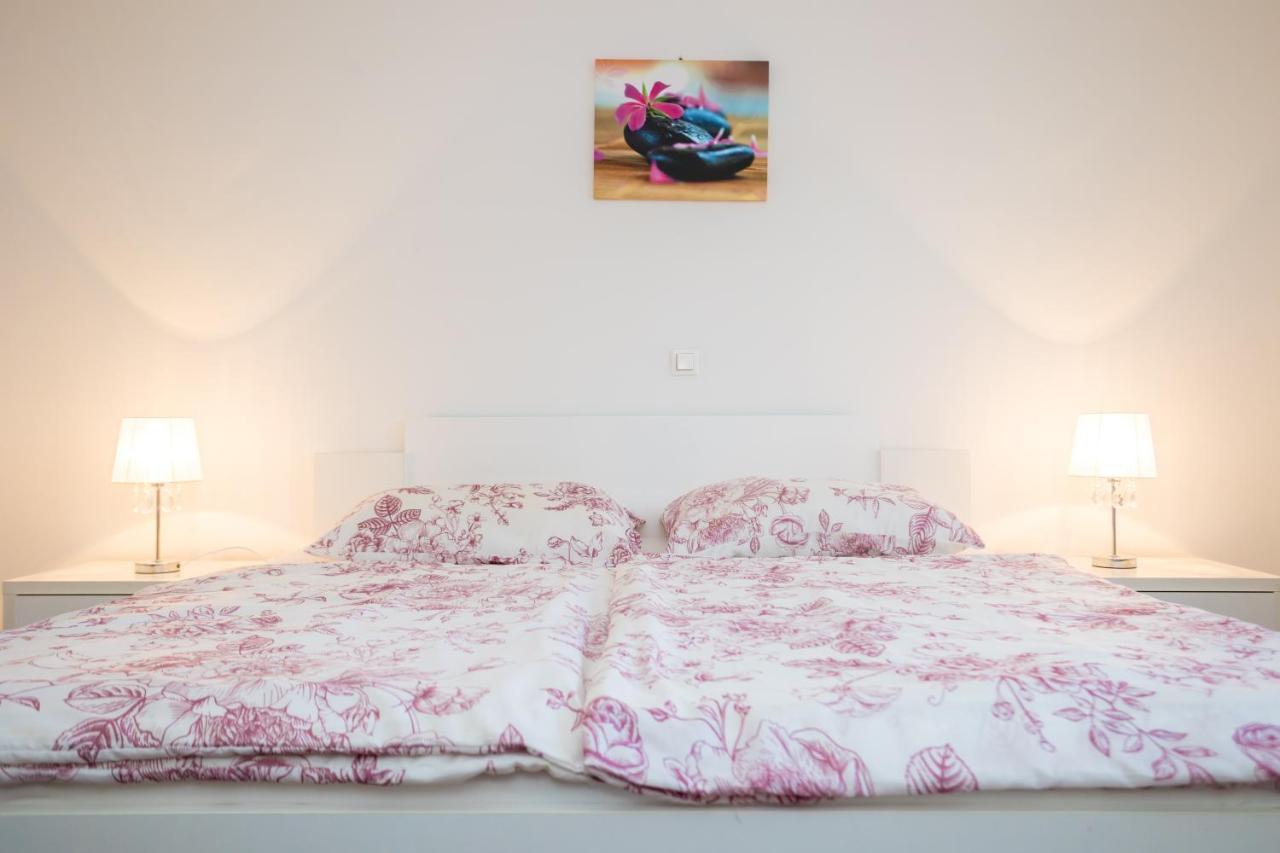 Apartmani Sandra Malinska Sveti Vid-Miholjice Εξωτερικό φωτογραφία