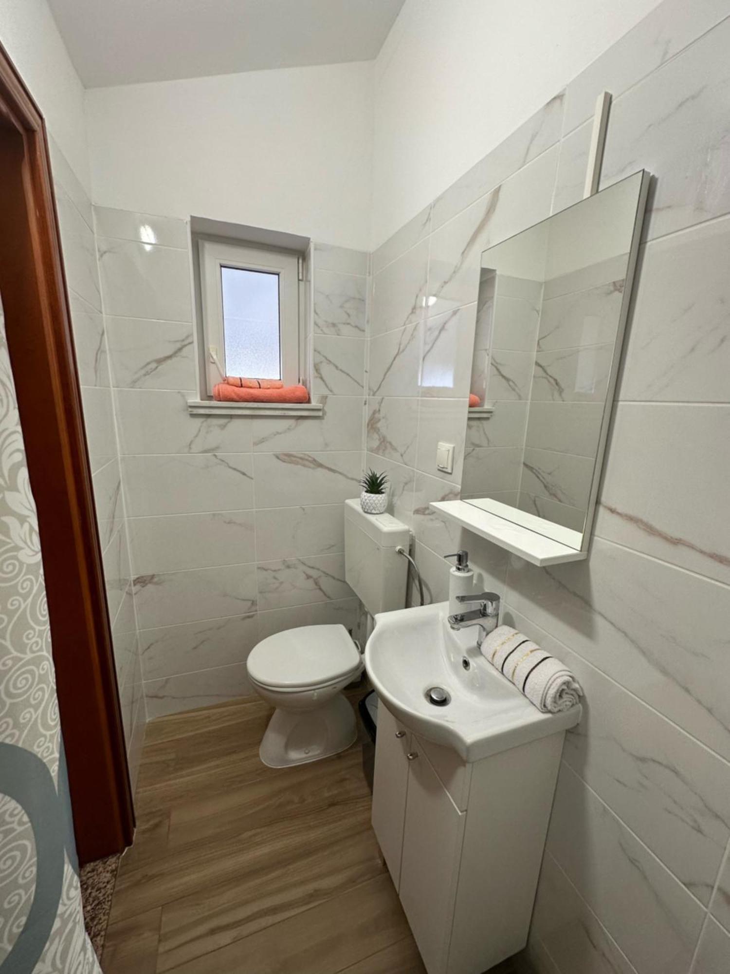 Apartmani Sandra Malinska Sveti Vid-Miholjice Εξωτερικό φωτογραφία